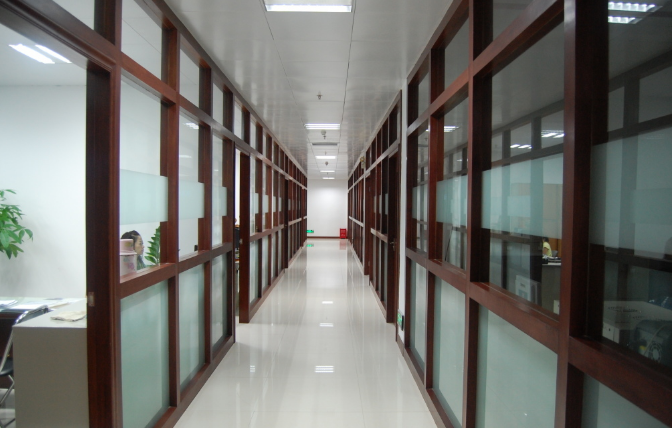 仿古砖在上海办公室装修设计中的应用与效果